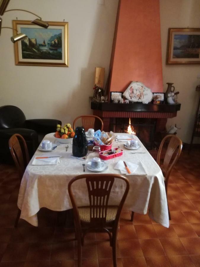 B&B Villa Di Bartolomeo カプチオ・パエストゥム エクステリア 写真