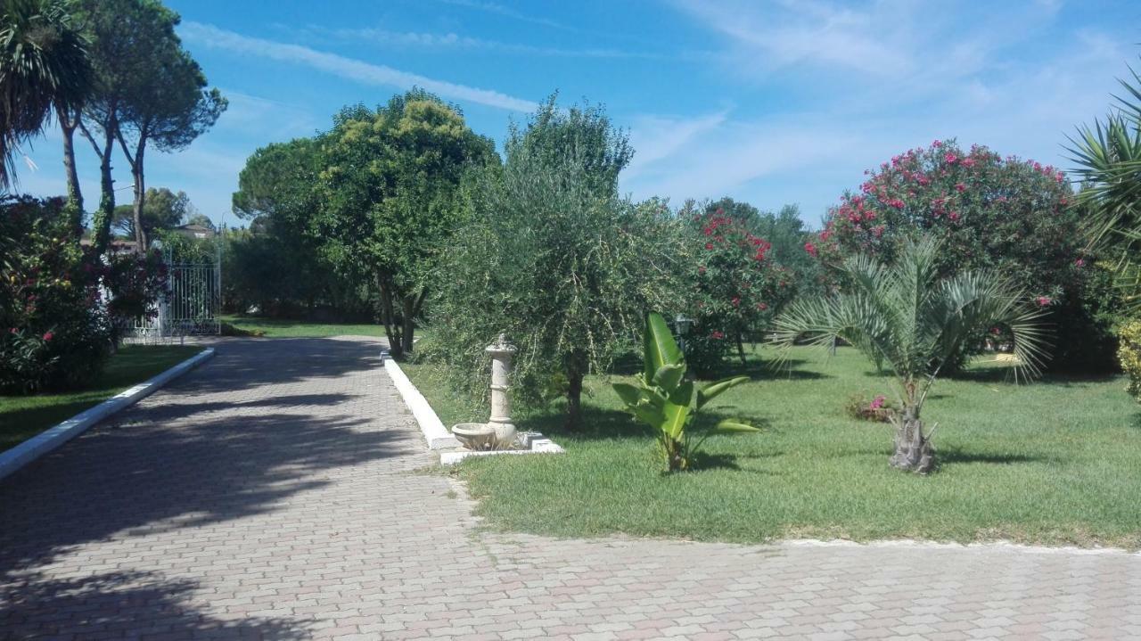 B&B Villa Di Bartolomeo カプチオ・パエストゥム エクステリア 写真